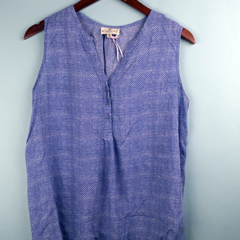 Blue and White Sleeveless Blouse